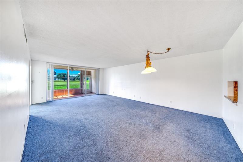 Image 4 of 40 For 2601 Course Dr  111