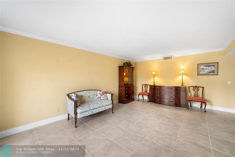 Image 16 of 37 For 6075 Sabal Palm Blvd  306