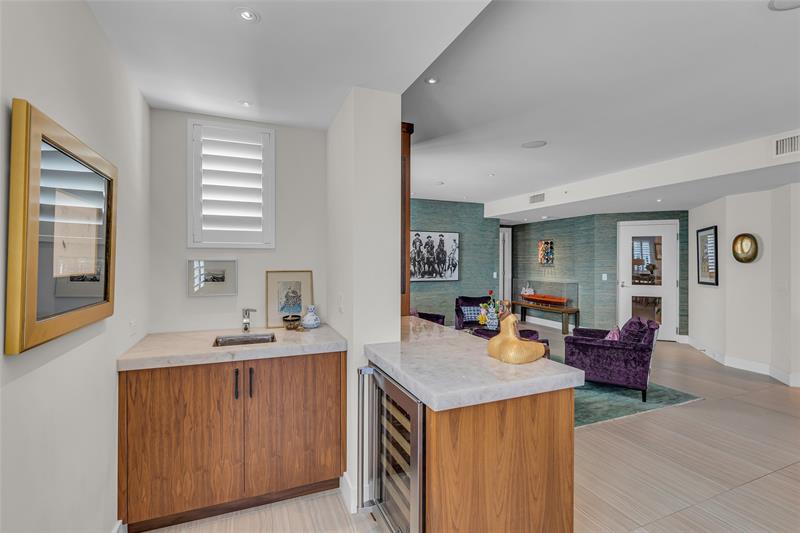 Image 10 of 86 For 1532 12th St  304