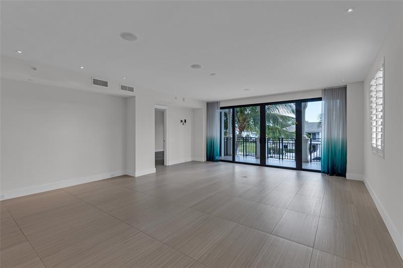 Image 76 of 86 For 1532 12th St  304
