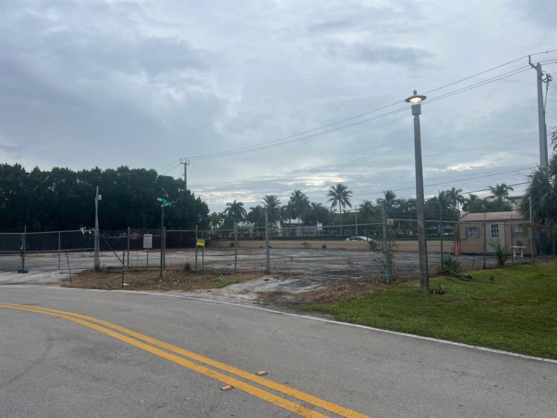 Image 21 of 29 For 311 135th Way