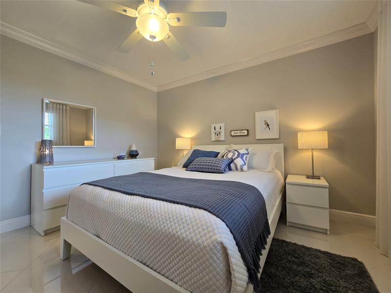 Image 23 of 66 For 6200 44th St  301