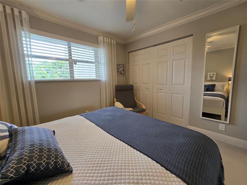 Image 26 of 66 For 6200 44th St  301