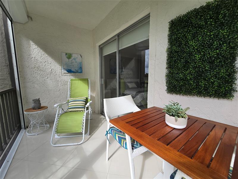 Image 3 of 66 For 6200 44th St  301