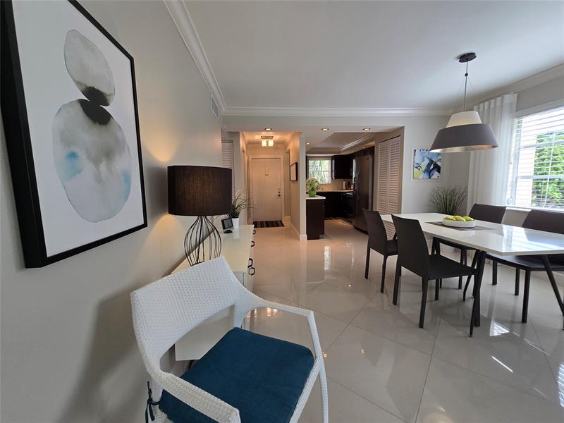 Image 31 of 66 For 6200 44th St  301