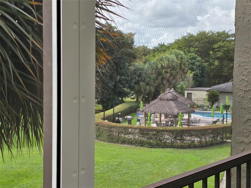 Image 40 of 66 For 6200 44th St  301