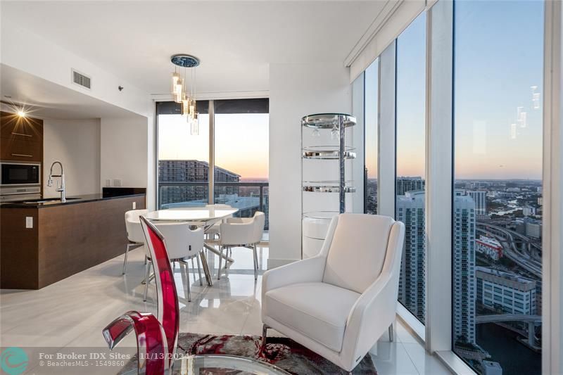 Image 21 of 49 For 485 Brickell Ave  4704