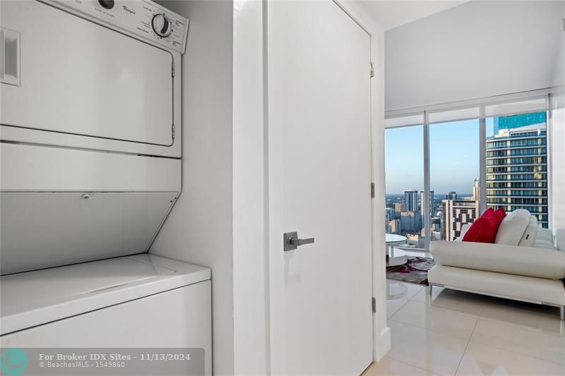 Image 26 of 49 For 485 Brickell Ave  4704