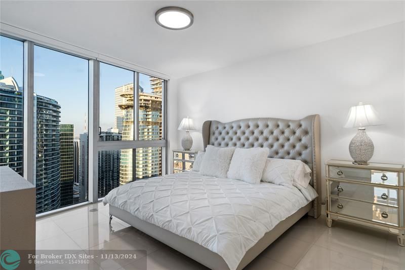 Image 30 of 49 For 485 Brickell Ave  4704