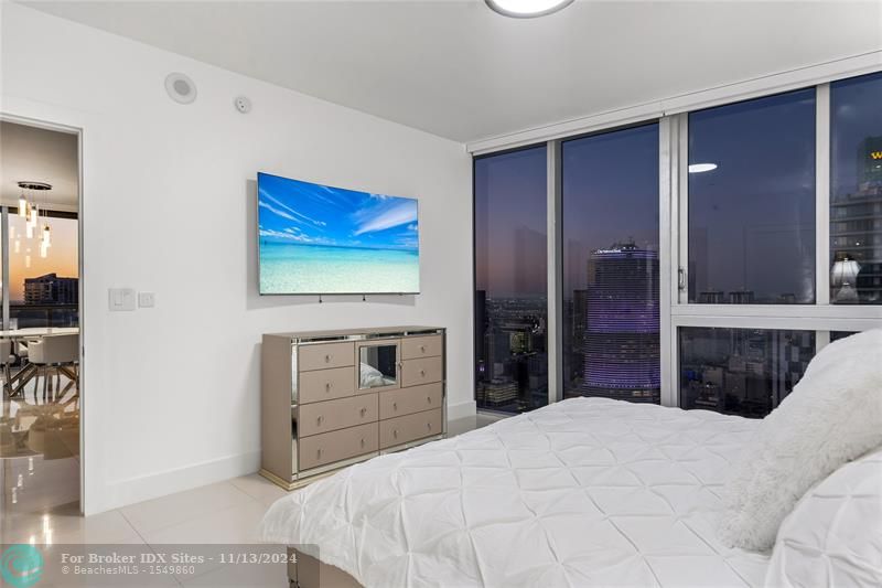 Image 32 of 49 For 485 Brickell Ave  4704