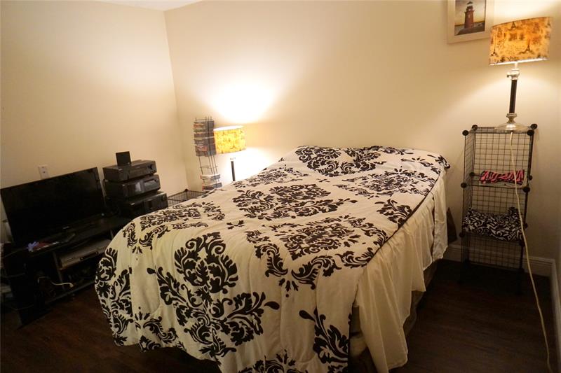Image 31 of 66 For 2851 Somerset Dr  103