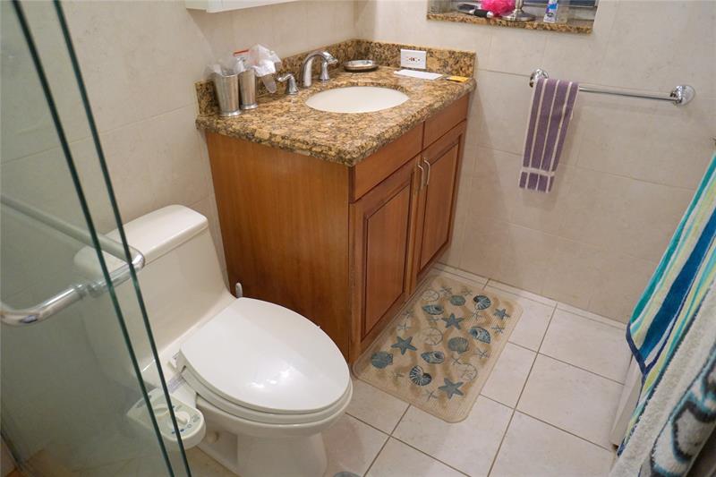 Image 45 of 66 For 2851 Somerset Dr  103