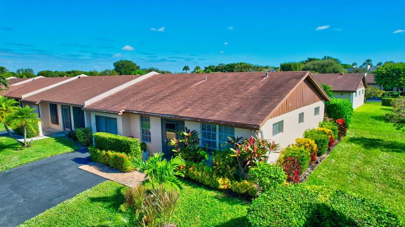 Image 39 of 71 For 15775 Philodendron Cir  15775