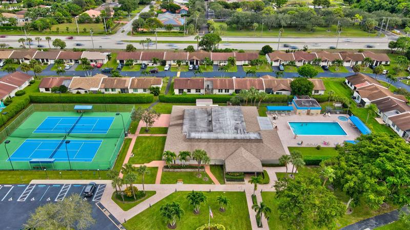 Image 53 of 71 For 15775 Philodendron Cir  15775