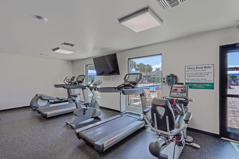 Image 54 of 71 For 15775 Philodendron Cir  15775