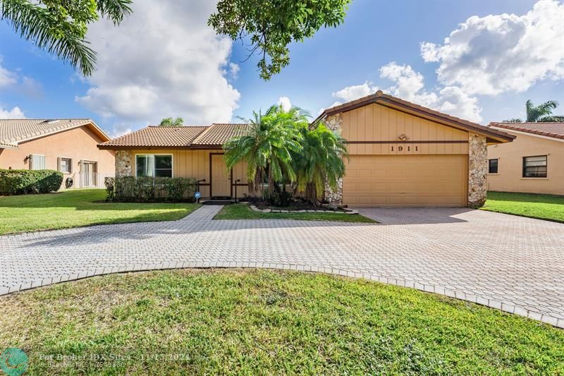 Details for 1911 107th Dr, Coral Springs, FL 33071