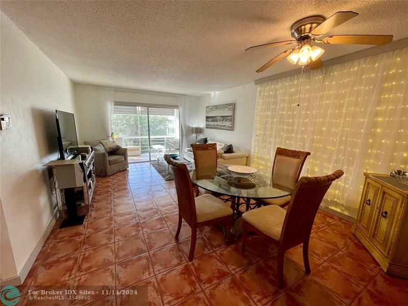 Image 16 of 38 For 5071 Oakland Park Blvd  211