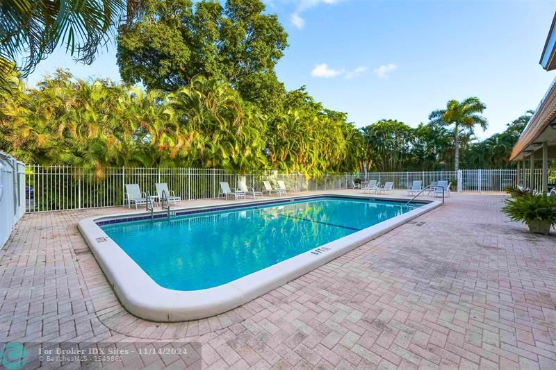 Image 34 of 42 For 710 Coco Plum Cir  6