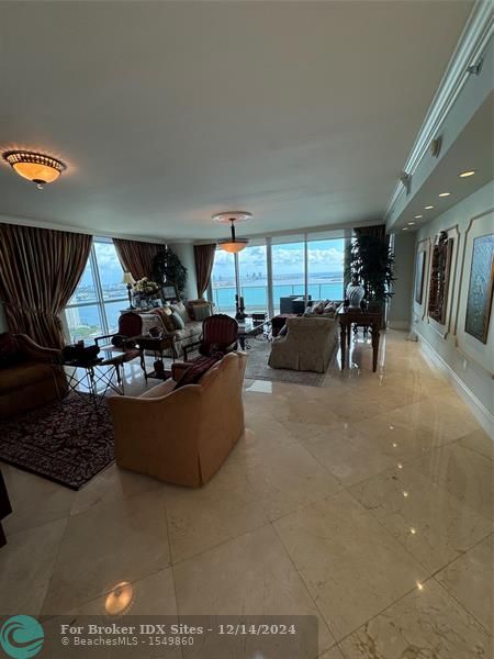 Image 10 of 79 For 1331 Brickell Bay Dr  3601