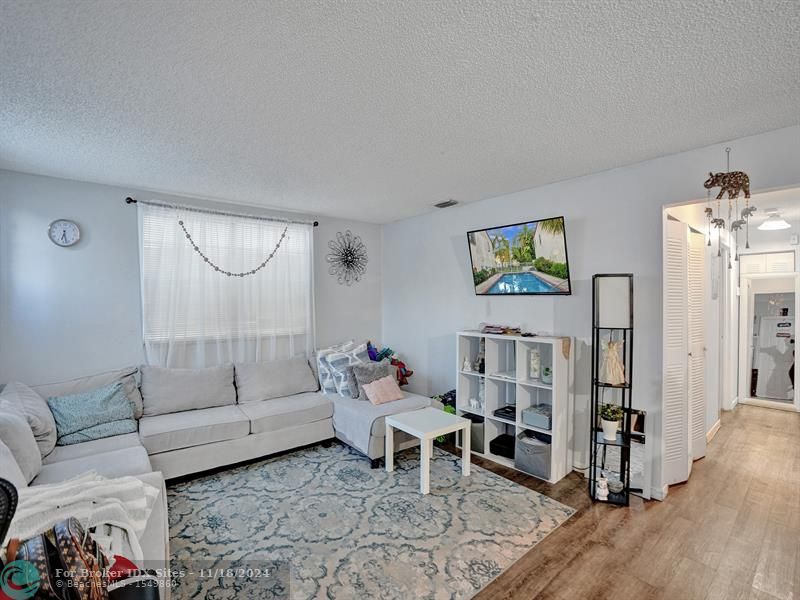 Image 10 of 16 For 2828 Coral Springs Dr  2828