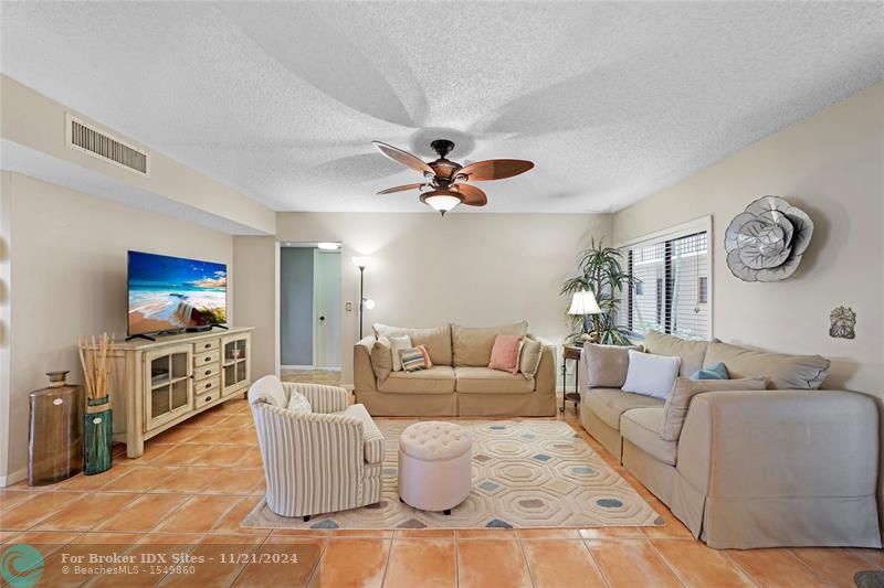 Details for 5100 Las Verdes Cir  114, Delray Beach, FL 33484