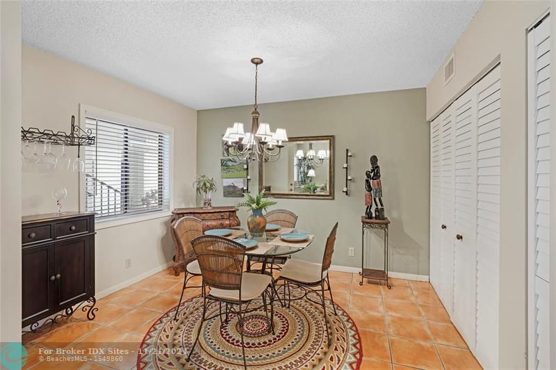 Image 4 of 47 For 5100 Las Verdes Cir  114