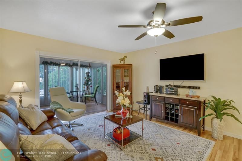 Image 11 of 36 For 5141 Oakland Park Blvd  202