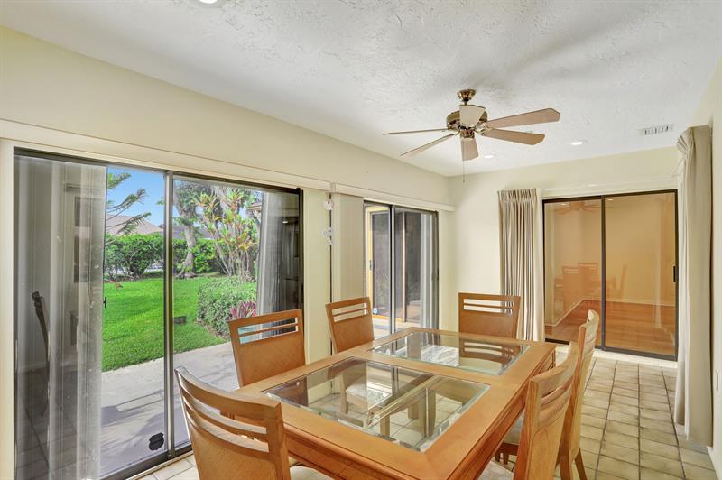 Image 19 of 53 For 2212 Seagrape Cir