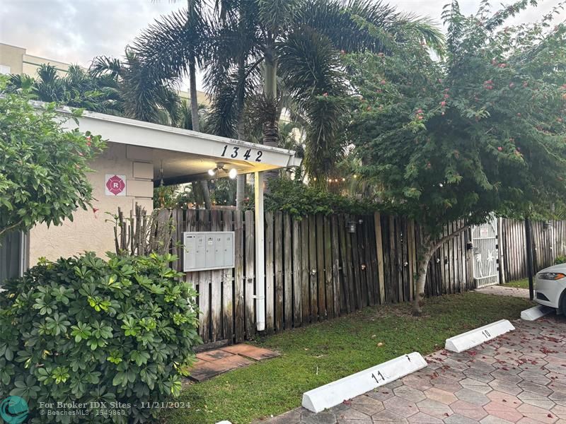 Details for 1342 Holly Heights Dr  10, Fort Lauderdale, FL 33304