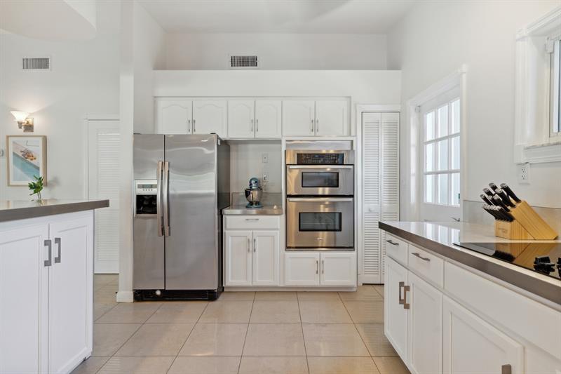 Image 19 of 37 For 2751 18th St