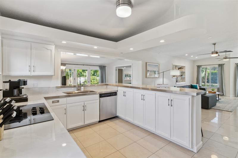 Image 20 of 37 For 2751 18th St