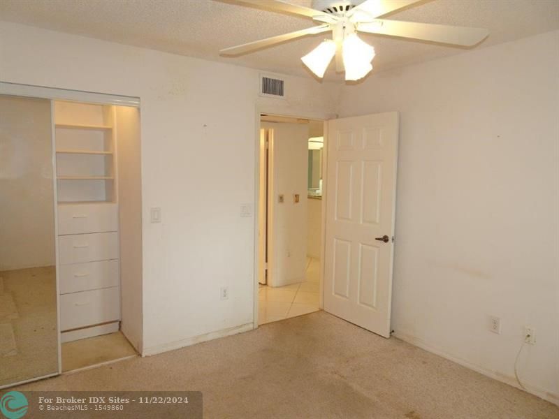 Image 17 of 20 For 7539 Granville Dr  208