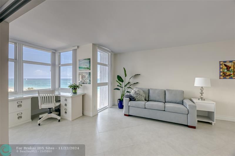 Image 8 of 49 For 1360 Ocean Blvd  907