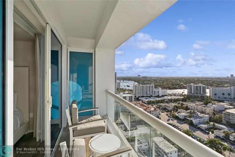 Image 16 of 31 For 551 Fort Lauderdale Beach Blvd  R2303-r230