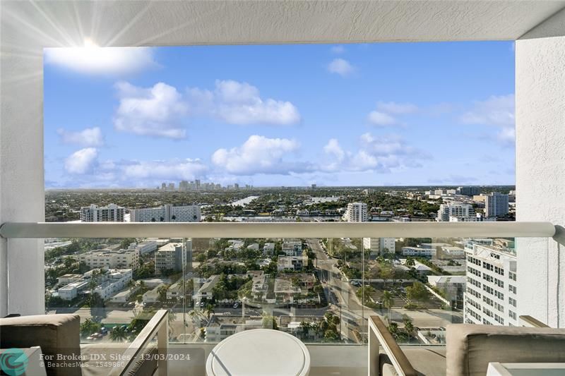 Image 30 of 31 For 551 Fort Lauderdale Beach Blvd  R2303-r230