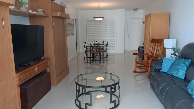 Image 9 of 25 For 3001 Ocean Dr  347