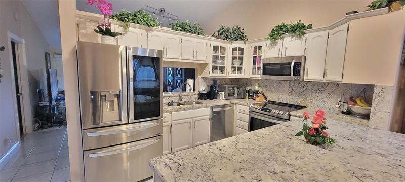 Image 4 of 19 For 1065 50th Dr  1065
