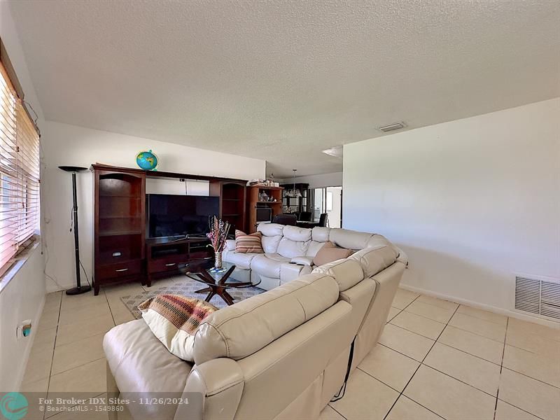 Image 16 of 21 For 2131 1st Way