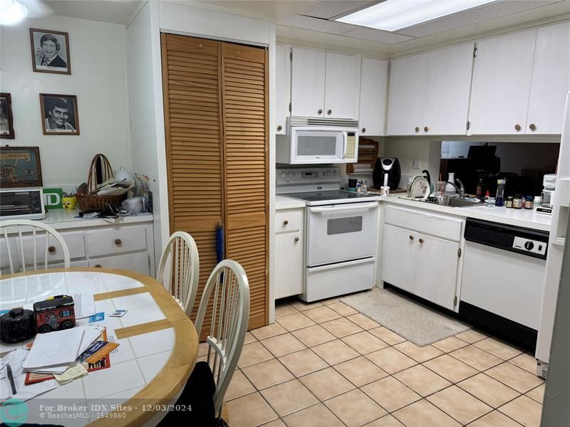 Image 9 of 41 For 2500 Coral Springs Dr  203