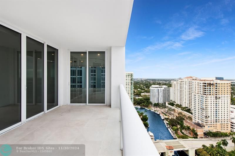 Image 10 of 45 For 333 Las Olas Way  2910