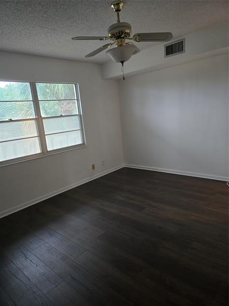 Image 8 of 21 For 3301 Aruba Way  H3