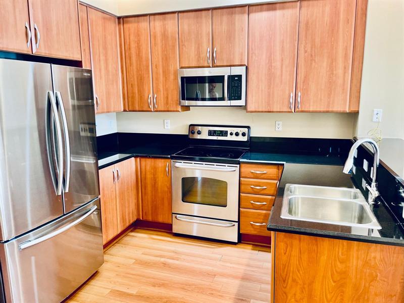 Image 11 of 36 For 801 Olive Ave  409