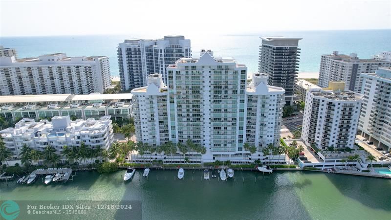 Image 41 of 42 For 5900 Collins Ave  406