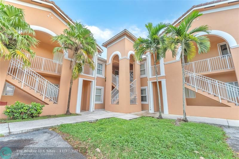 Details for 7200-108 177th St, Hialeah, FL 33015