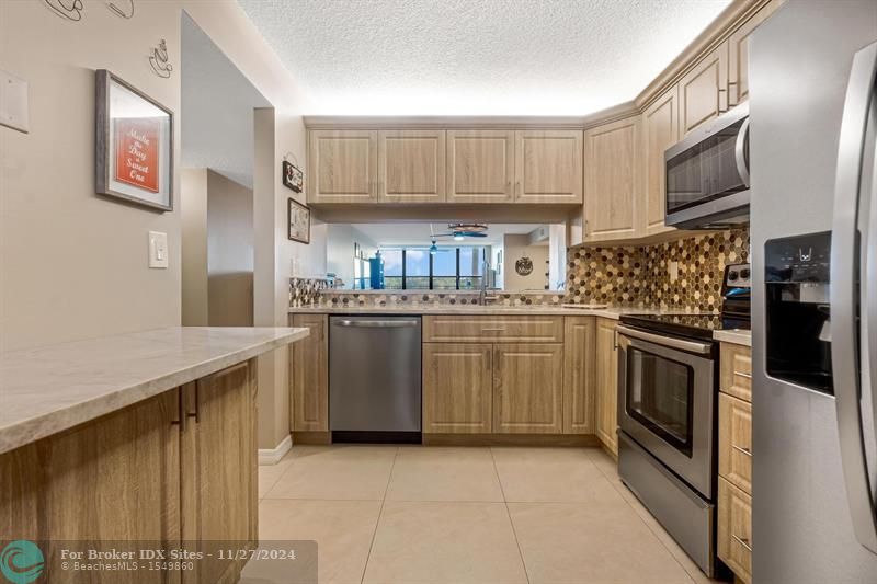 Image 8 of 36 For 2907 Carambola Cir S  203