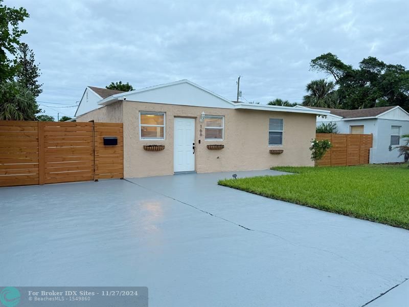 Details for 166 25th St  , Riviera Beach, FL 33404