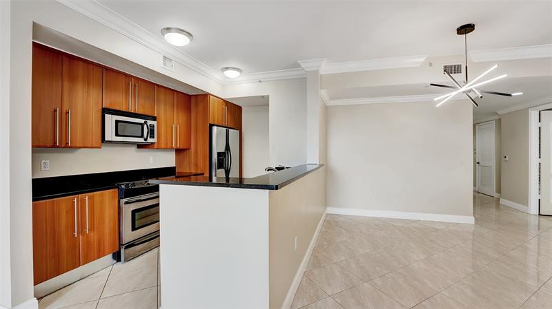 Image 32 of 34 For 191 Ocean Dr  520