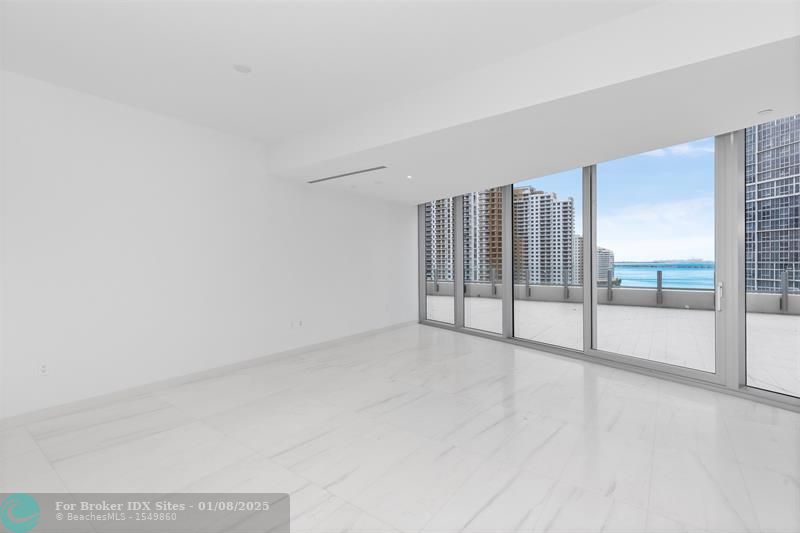 Image 19 of 51 For 300 Biscayne Blvd Way  1507w