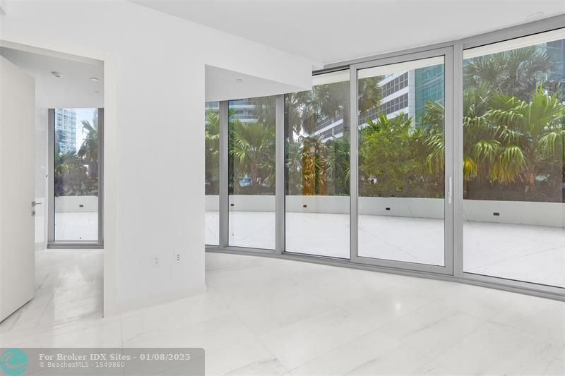 Image 38 of 51 For 300 Biscayne Blvd Way  1507w