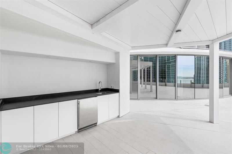 Image 46 of 51 For 300 Biscayne Blvd Way  1507w